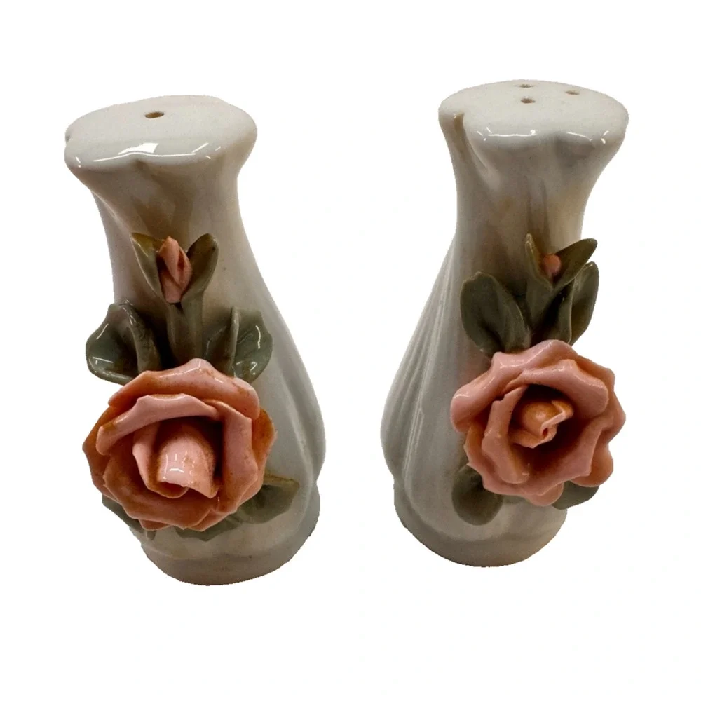 Vintage Pink Rose Salt Pepper Shakers Ceramic Floral Cottagecore Shabby Chic